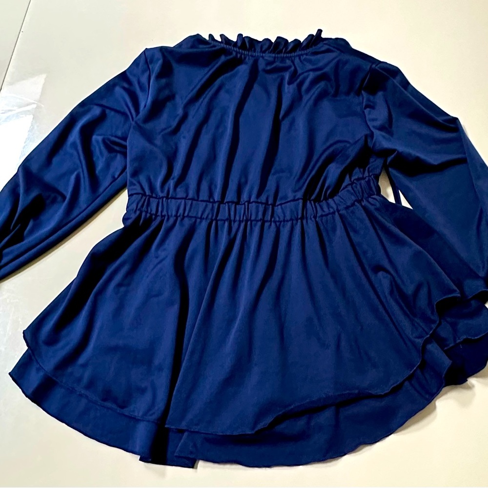 Size medium beautiful polyester blouse